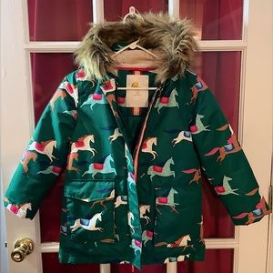 Like new Boden waterproof Sherpa lined winter jacket. Size: 8-9 years old.